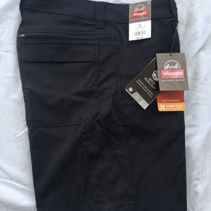 Wrangler shorts size 32